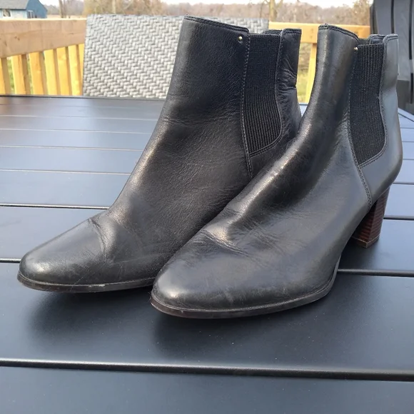 Women's Calvin Klein Black Chunky Block Heel Felda Booties, Size 6, Ankl… - Picture 2 of 16